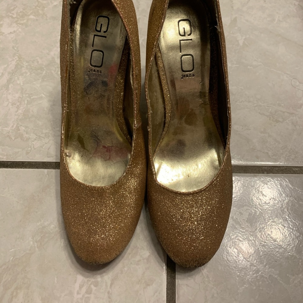 Glo Women’s high heels size 7 shiny gold glitter euphoria homecoming prom bride